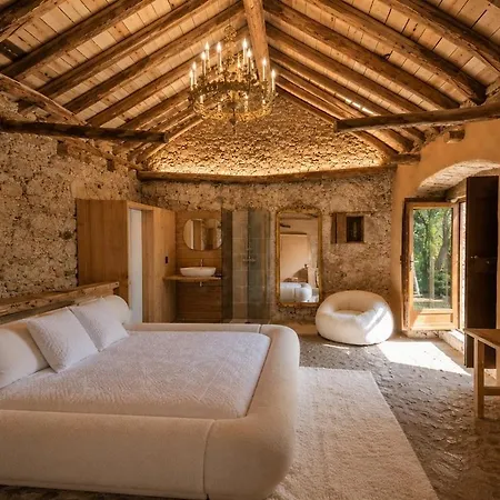 Appartement Face Au Viaduc De Millau - Et Piscine Creissels