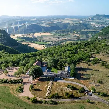 Face Au Viaduc De Millau - Et Piscine 公寓 Creissels